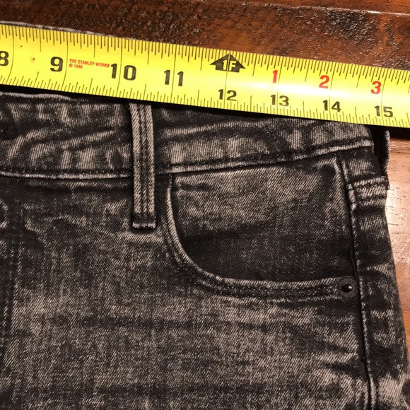 Old Navy Rockstar Button Up Super Skinny High Rise Raw Hem Jeans - Picture 8 of 11